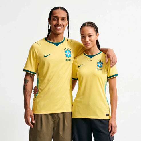 Kit Casal Seleção Brasileira Titular Copa 2026 - Amarela